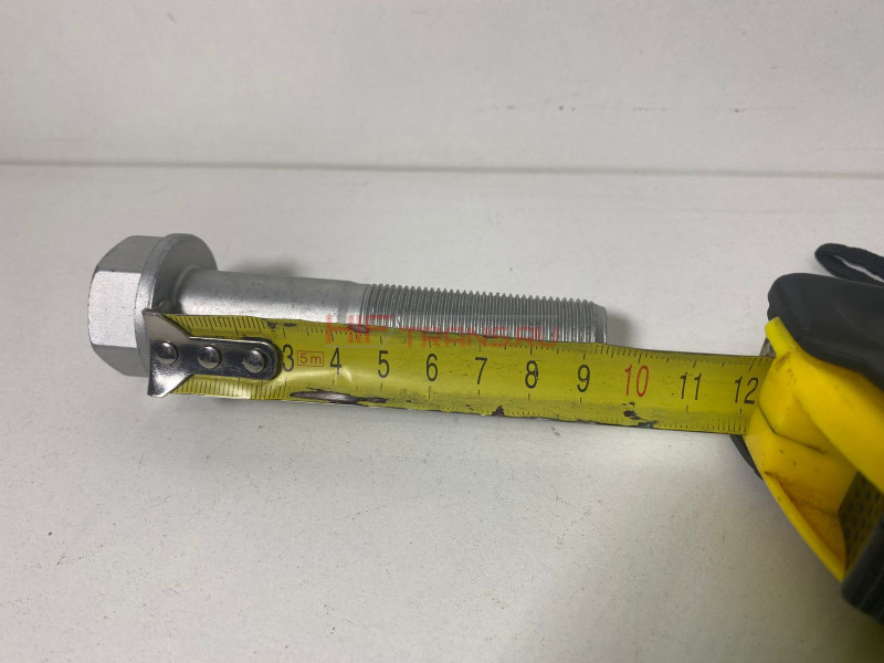 Болт JAC N350 крепления штанги реактивной 55565Y30R0 ОРИГИНАЛ