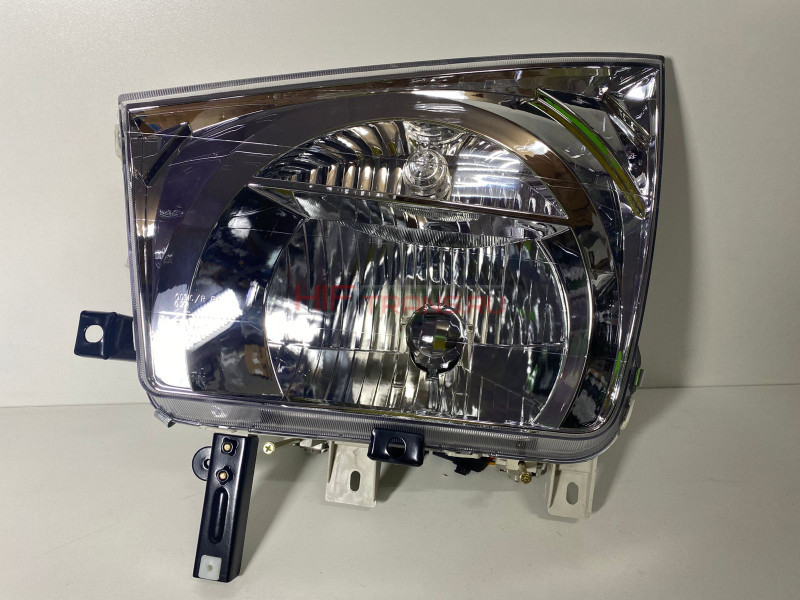 Фара HYUNDAI HD65,78 (08-) Е3 левая 921015К000 D126350