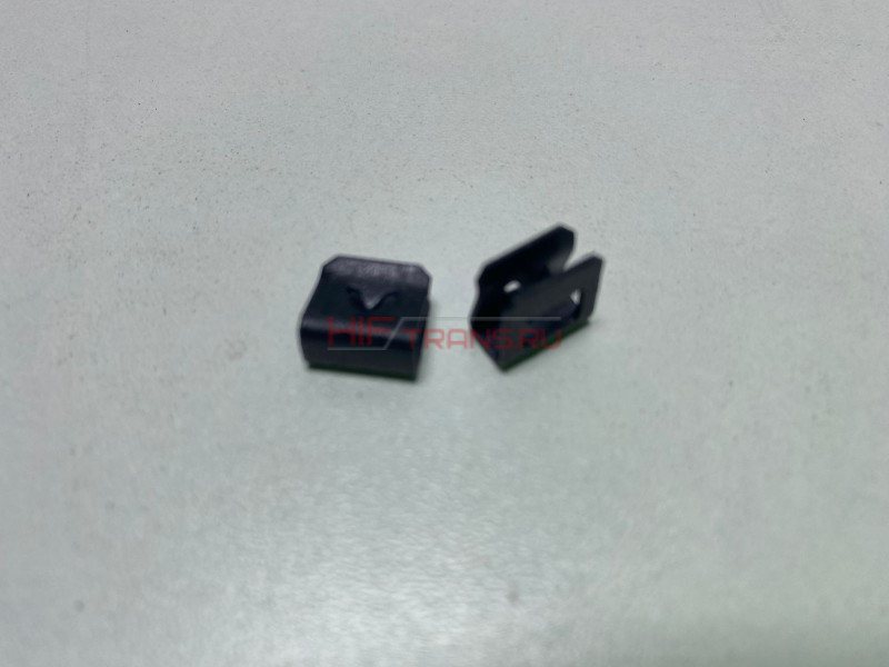 Клипса крепежная (мет.) СКОБА A0039910670 крепления бампера заднего MB Actros MP4,MP5 (для Китайца)