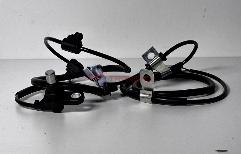 Датчик ABS HINO 300 Е4 задний левый 8954637210