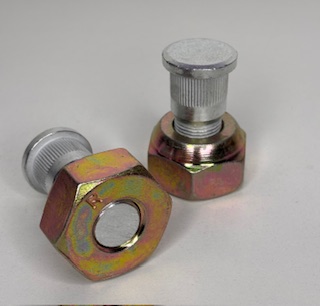 Шпилька колеса правый (диск тормоза перед/зад) NPR 75 (E5) 8971684562