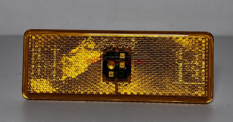 Фонарь A0005447511 габаритный боковой MB Actros MP4 (для Китайца)