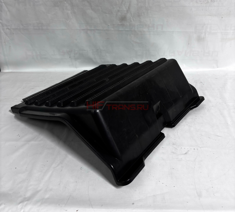 Крышка аккумуляторного ящика FAW J6