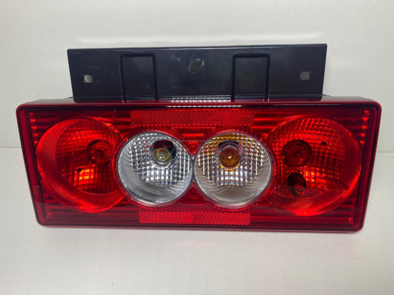 Фонарь задний FOTON 1078,88,89,08,1128,1129 правый (с габарит.) L037200000013 ОРИГИНАЛ