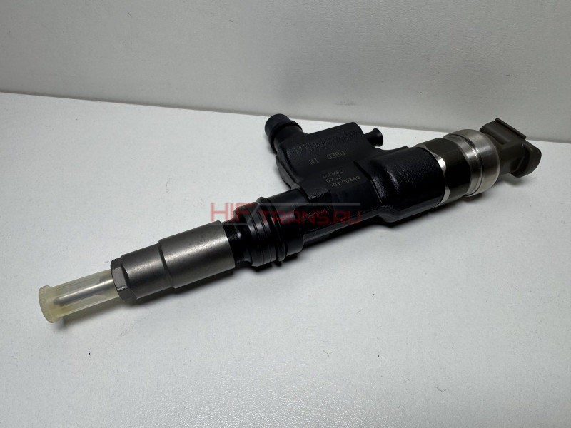 Форсунка топливная HINO300 E4 (2950500760)