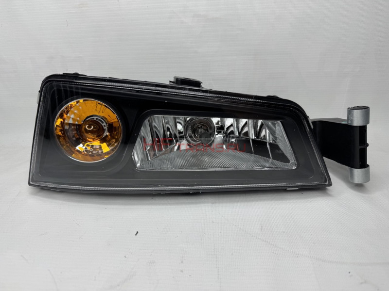 Фара ПТФ R SITRAK C7H MAX в сборе AZ962272000013 OEM
